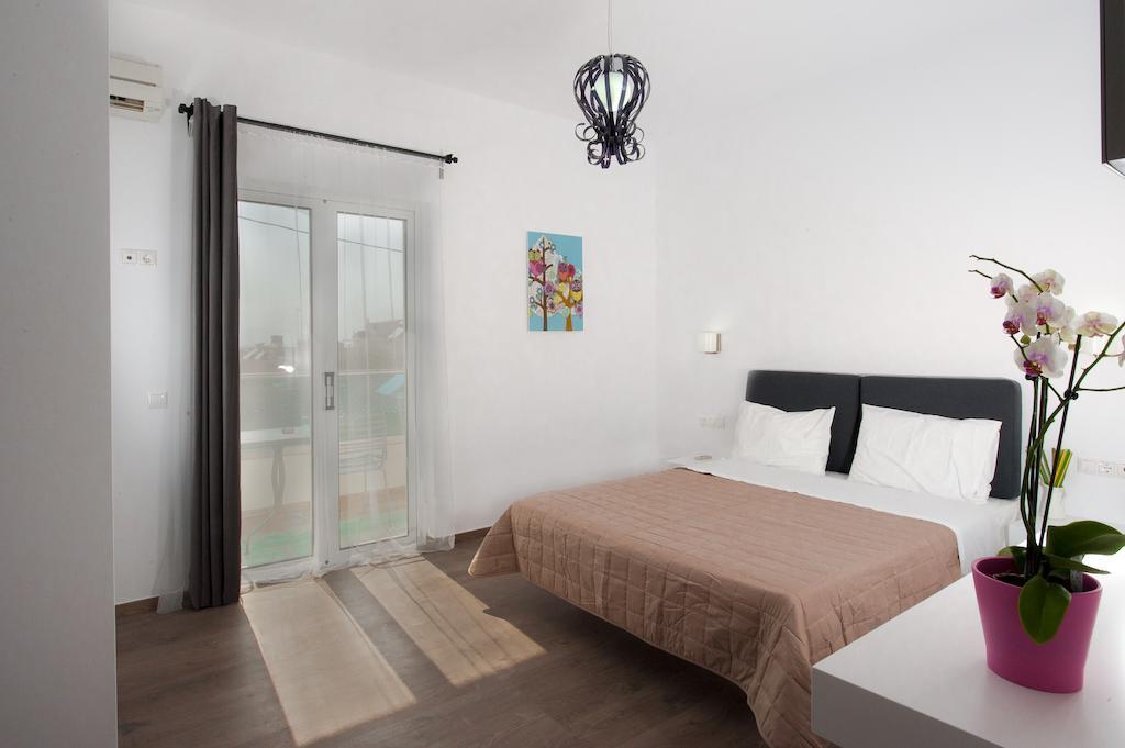 Aestas Apartments Agia Marina الغرفة الصورة
